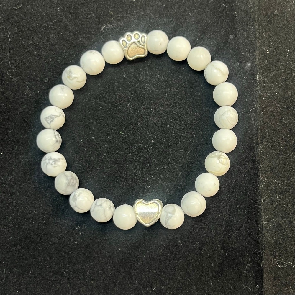 White Howlite Beaded Stretch Bracelet Silver Paw Print Heart Charms Pet Lover